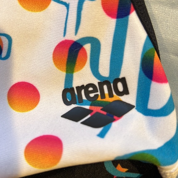 Never Worn Arena Sunset Reversible Challenge Back- Maxlife Size 28 - Picture 5 of 5